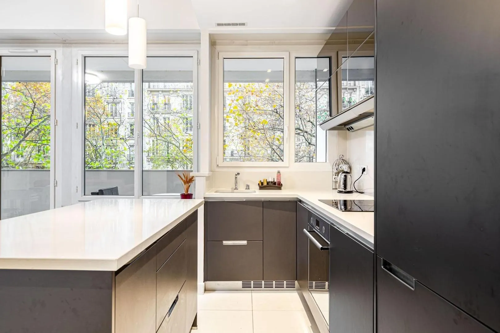 Guestready - Bright Charm With A Terrace Lägenhet Paris