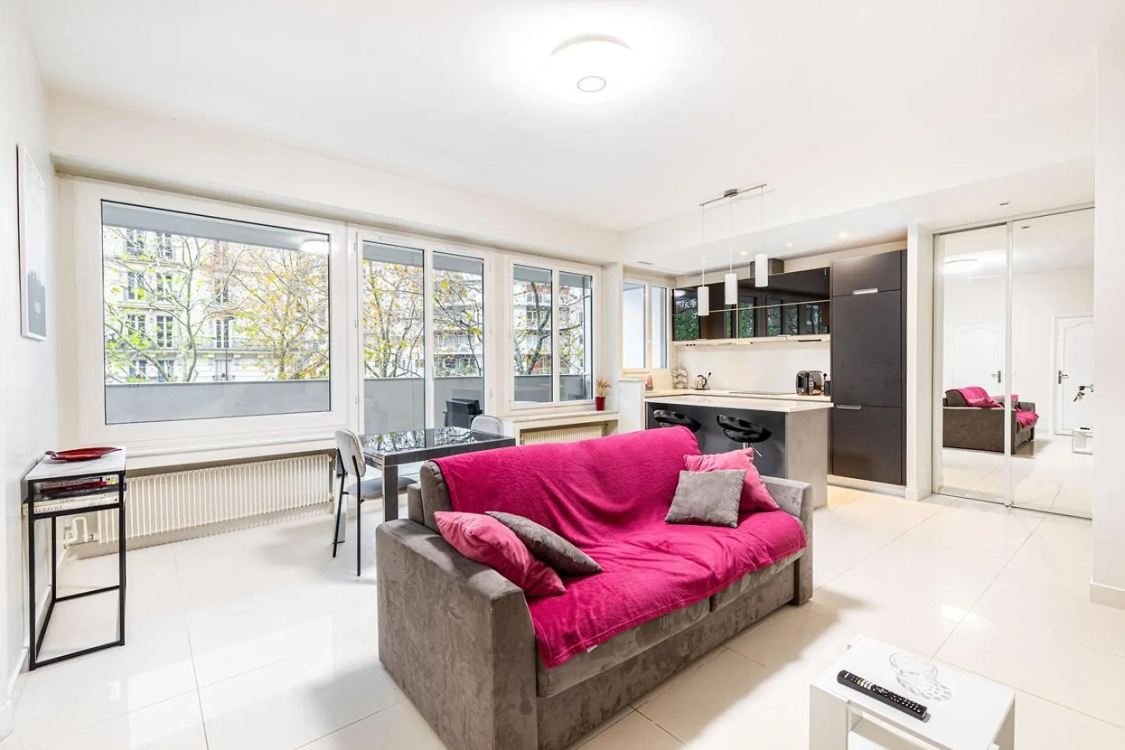 شقة Guestready - Bright Charm With A Terrace باريس