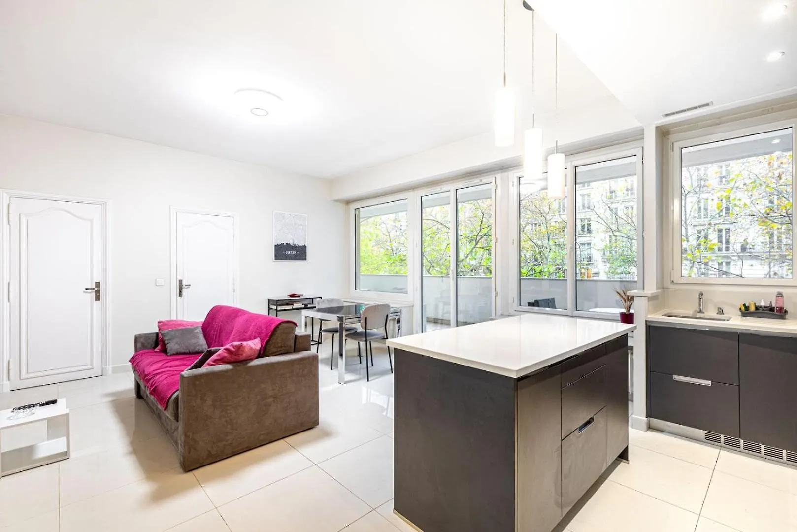 شقة Guestready - Bright Charm With A Terrace باريس