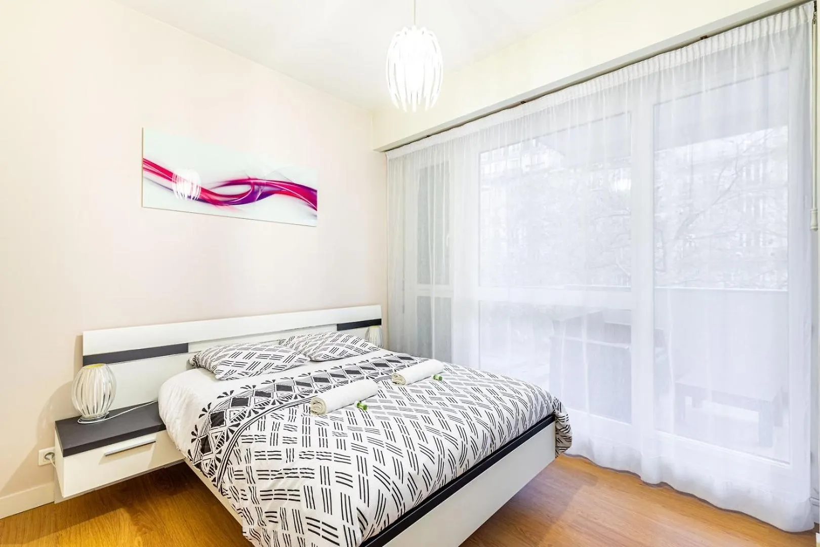 شقة Guestready - Bright Charm With A Terrace باريس