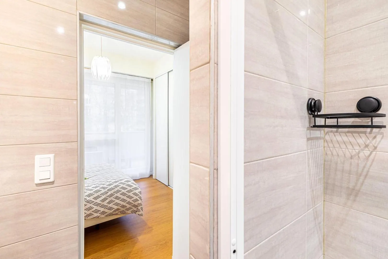 شقة Guestready - Bright Charm With A Terrace باريس